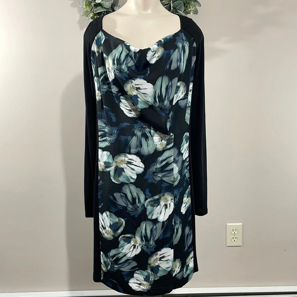 Simply Vera Vera Wang Long Sleeve Black Dress Floral Front M - Picture 1 of 14